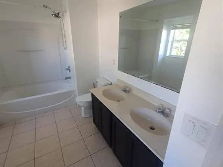 1733 Pointe West Way — Photo 21