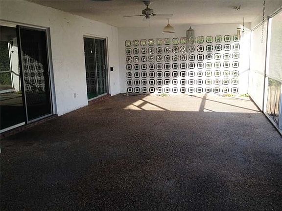 4th image of 11902 NW 30th St