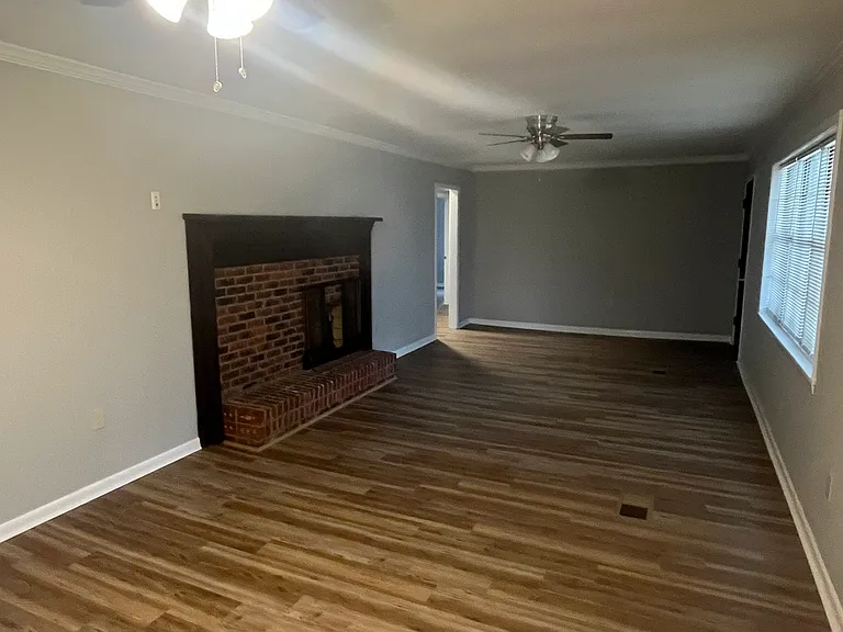 305 Martin Luther King Jr Dr — Photo 10