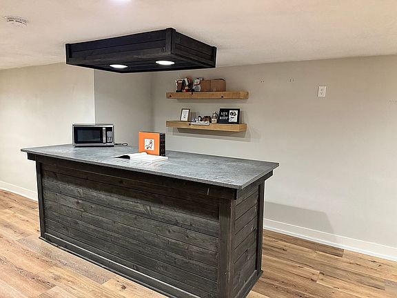 5th image of 12463 R45 Hwy