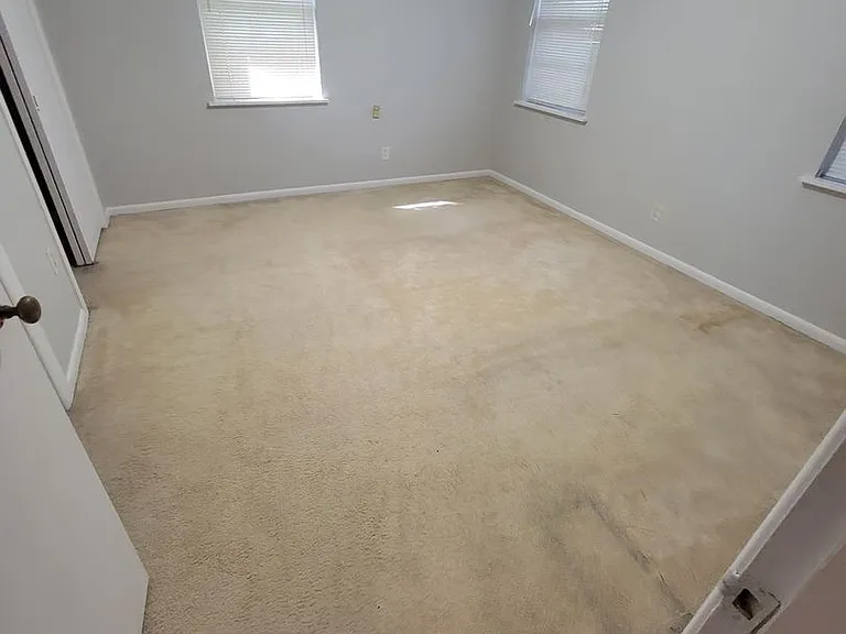 1712 Spencer Ave — Photo 13