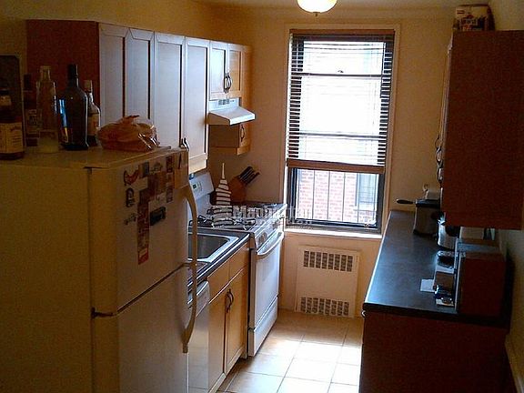 5th image of 8340 Austin St #4U