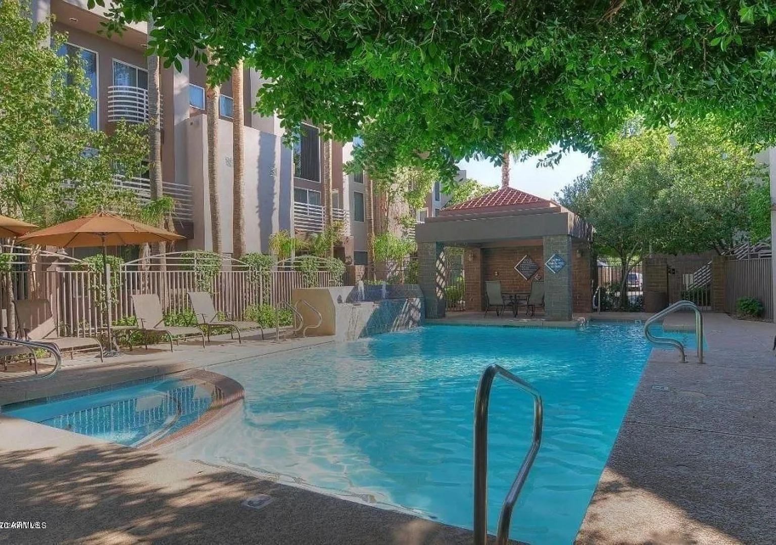 3rd Ave Palms 3 bed 2 bath — Photo 1