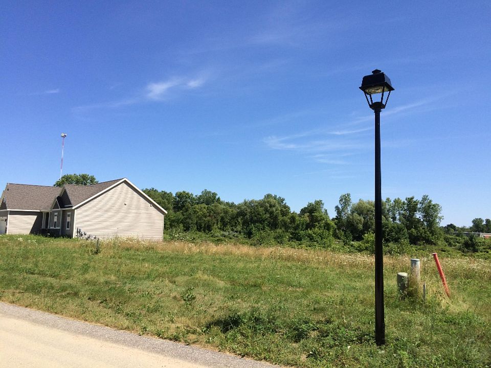 1st image of 496 Ivy Grove South NW