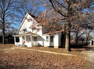 1312 Ann St, Winfield, KS 67156