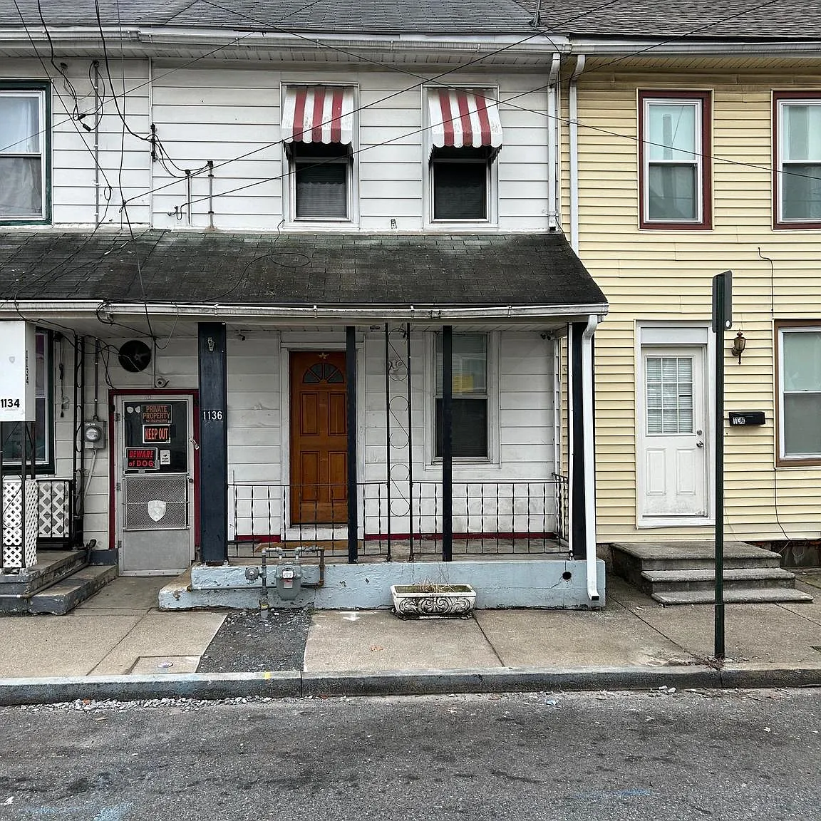 3 bed, 994 sqft, $1,395 — Photo 1