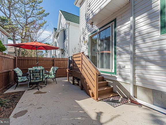 3rd image of 135 Captains Quarters Rd