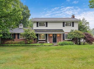 114 Hamilton Dr, Sewickley, PA 15143