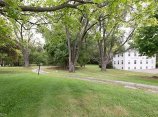 141 N Cleveland Massillon Rd, Akron, OH 44333