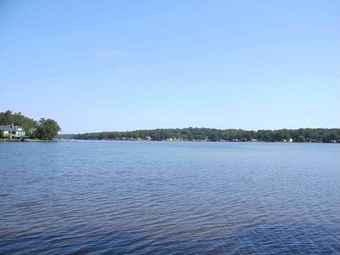 1st image of 229 Headwater Dr