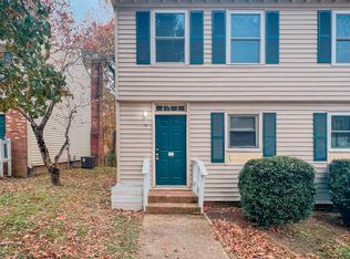 26 Fox Hill Dr, Kilmarnock, VA 22482