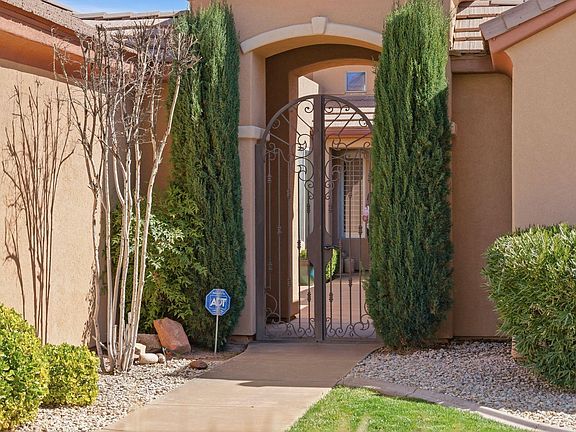 5th image of 1672 N Ranch View Dr