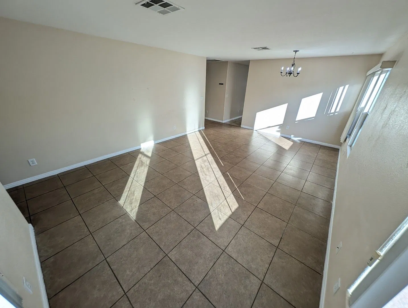 5028 Rapid River Ct — Photo 4