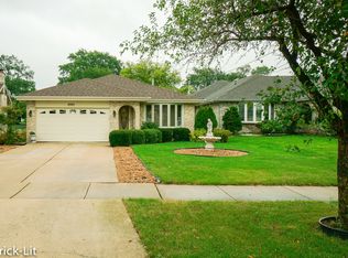 8993 Natoma Ave, Oak Lawn, IL 60453