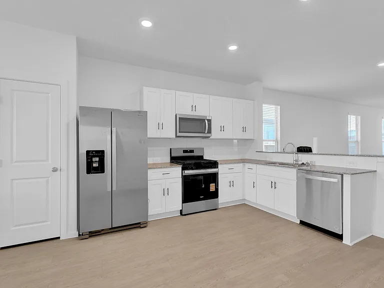 319 Bismuth Dr — Photo 6