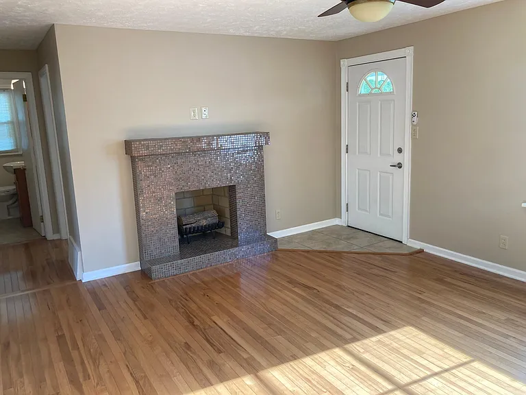 1605 Richmond Rd — Photo 39