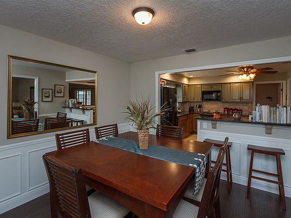 5th image of 5074 Lido St