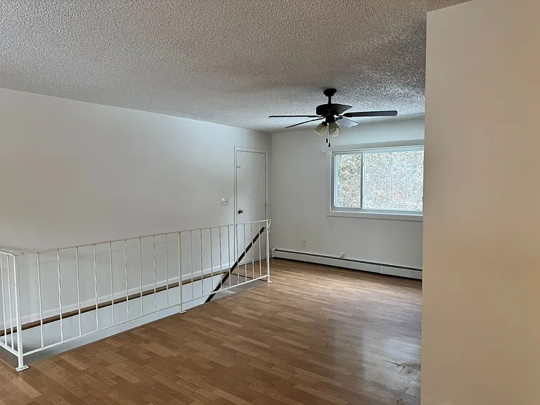 4400 Everton Dr — Photo 4
