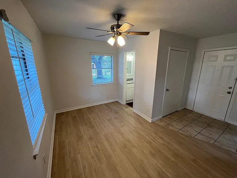 1027 Caladium Dr — Photo 4