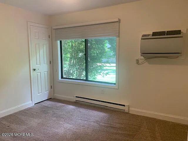 130 Amberly Dr #H — Photo 8