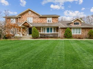 12 Great Neck Ct, Huntington, NY