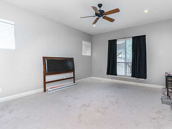 5th image of 5807 Martel Ave