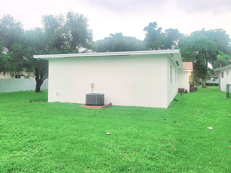 1145 Meadowlark Ave — Photo 16