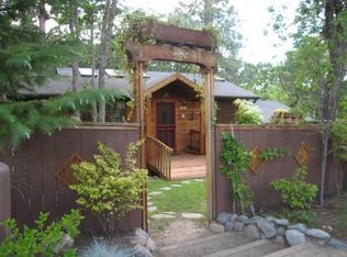 405 Wrights Creek Dr, Ashland, OR