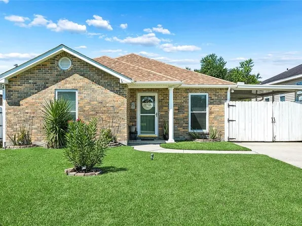 166 Star Pl, Belle Chasse, LA 70037