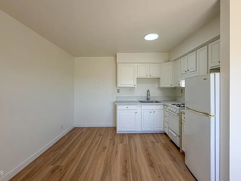 3901 Saviers Rd #12 — Photo 6