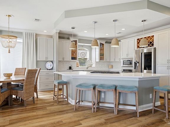 5th image of 504 Eventide Dr