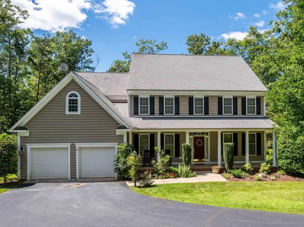 102 Meade Ln, Troy, VA 22974