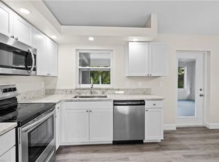 18336 Lee Rd, Fort Myers, FL 33967