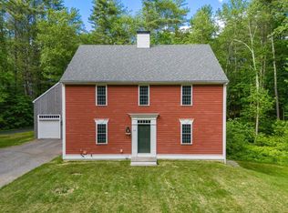 33 Champeaux Rd, Brimfield, MA 01010