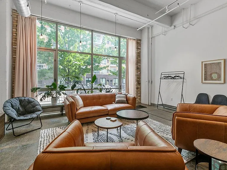 700 Washington Ave N #212 — Photo 8