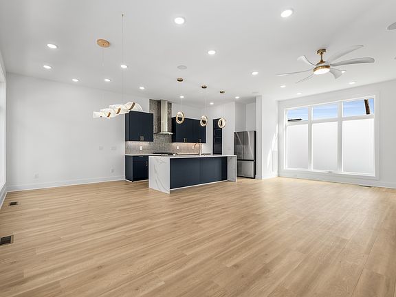 2nd image of 2309 Clarksville Pike #8