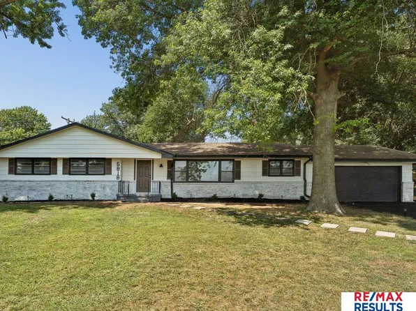 6818 N 51st St, Omaha, NE 68152