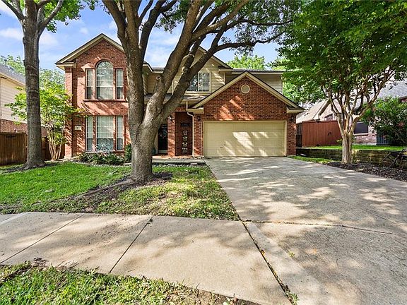 2nd image of 2816 Glen Hollow Dr