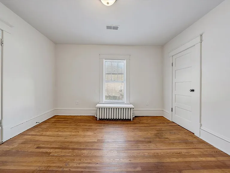 1518 Chapman Ave SW — Photo 10