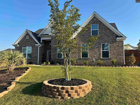 2nd image of 772 Scarlet Oak Rd