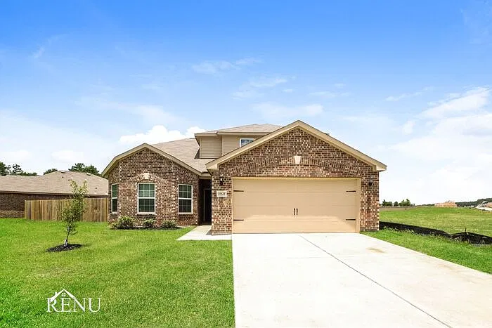 4 bed, 2.5 bath, 2171 sqft, $1,940 — Photo 1