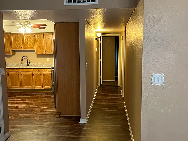 2663 E Evergreen St — Photo 6