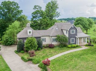 104 Bryton Ct, Burns, TN 37029