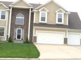 765 SW Derby Dr, Lees Summit, MO 64081