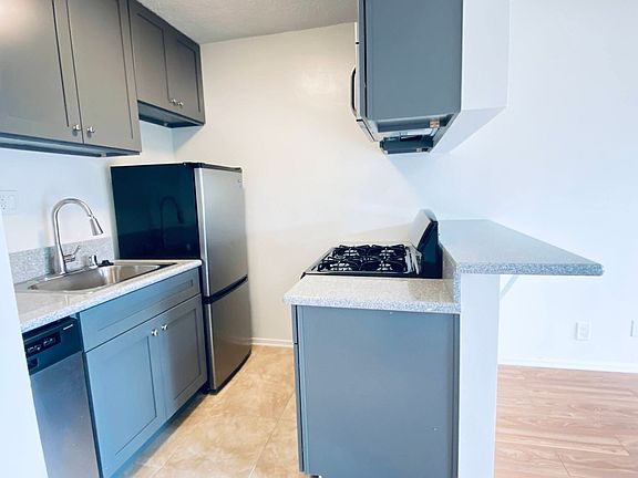 5th image of 1412 W 17th St #10510