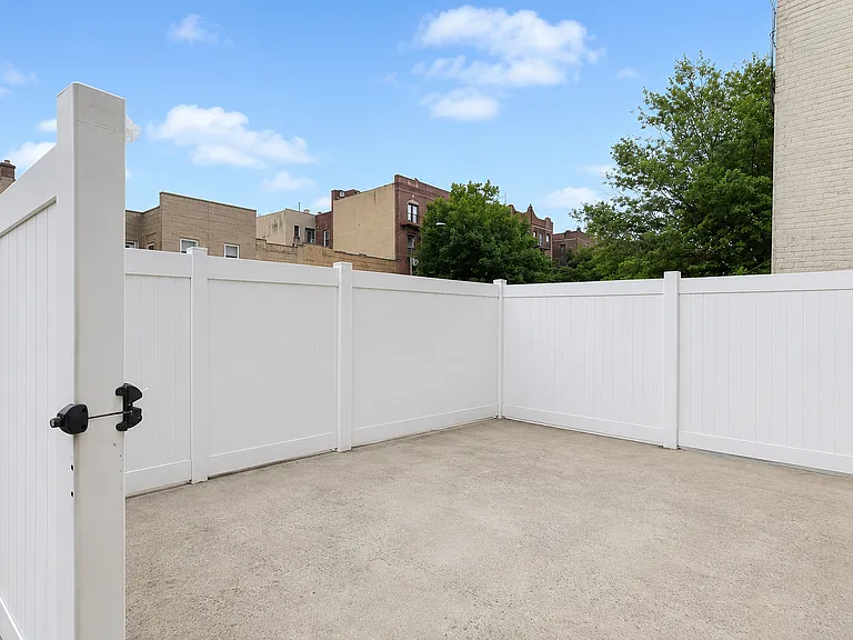 558 Empire Blvd #1F — Photo 9