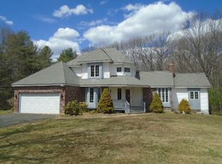 90 Powers Mill Rd, Phillipston, MA 01331