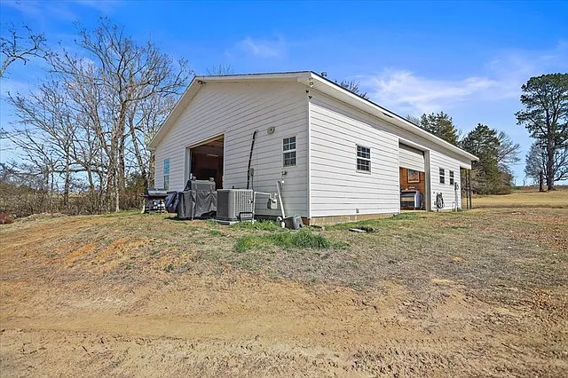 2 bed, $1,400 — Photo 2