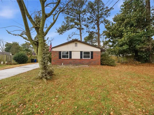 233 Colonel Cir, Virginia Beach, VA 23452