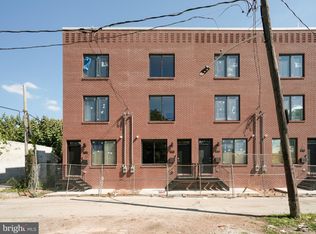 1933 N Leithgow 35 St, Philadelphia, PA 19122